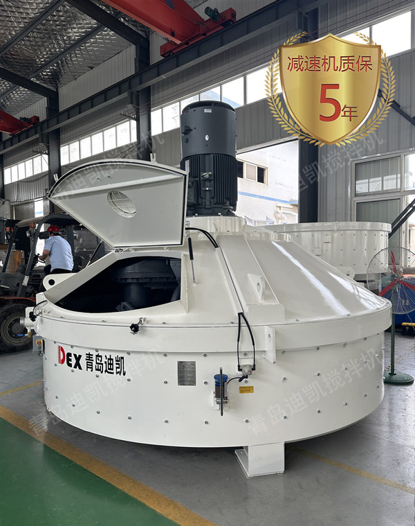 立軸行星式攪拌機.jpg 立軸行星式攪拌機.jpg